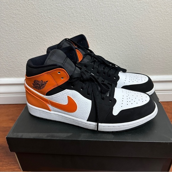 Jordan 1 Mid Shattered Backboard Size 10.5 - Picture 3 of 7